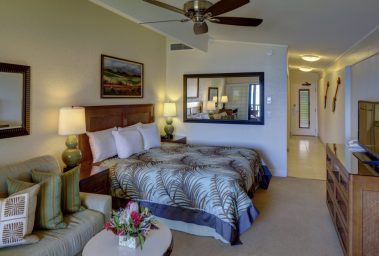 Napili Kai Beach Resort BedRoom